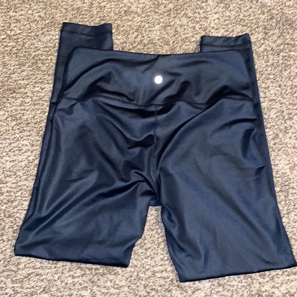 Shimmery Black Workout Leggings - Picture 2 of 3